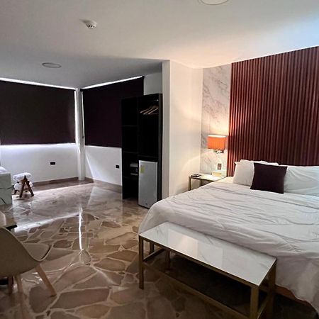 Hotel Varadero Internacional جواياكيل المظهر الخارجي الصورة