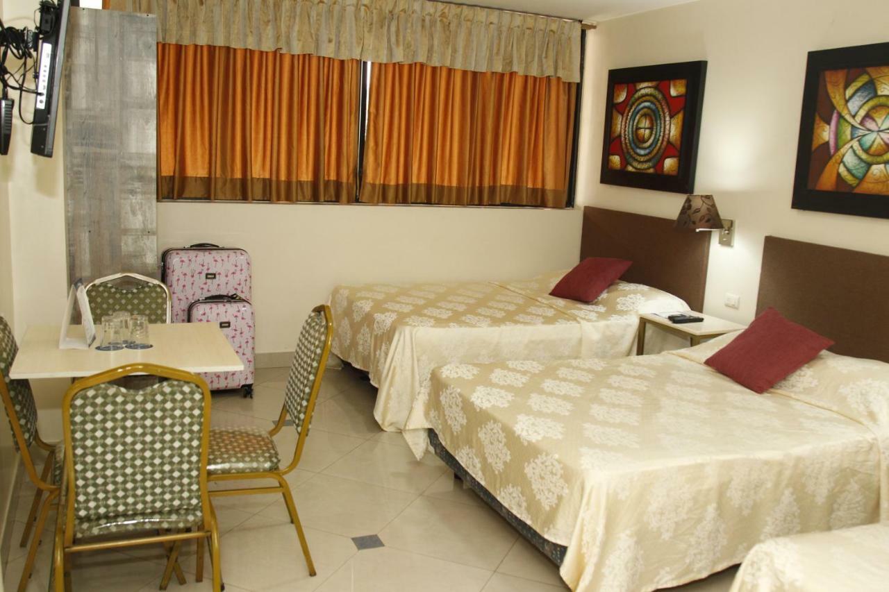 Hotel Varadero Internacional جواياكيل المظهر الخارجي الصورة